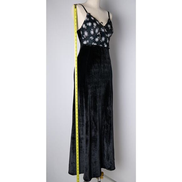 Vtg Y2K Helios Maxi Dress XS Velvet Witchy Goth Whimsigoth Fairy Grunge Floral - Picture 8 of 15